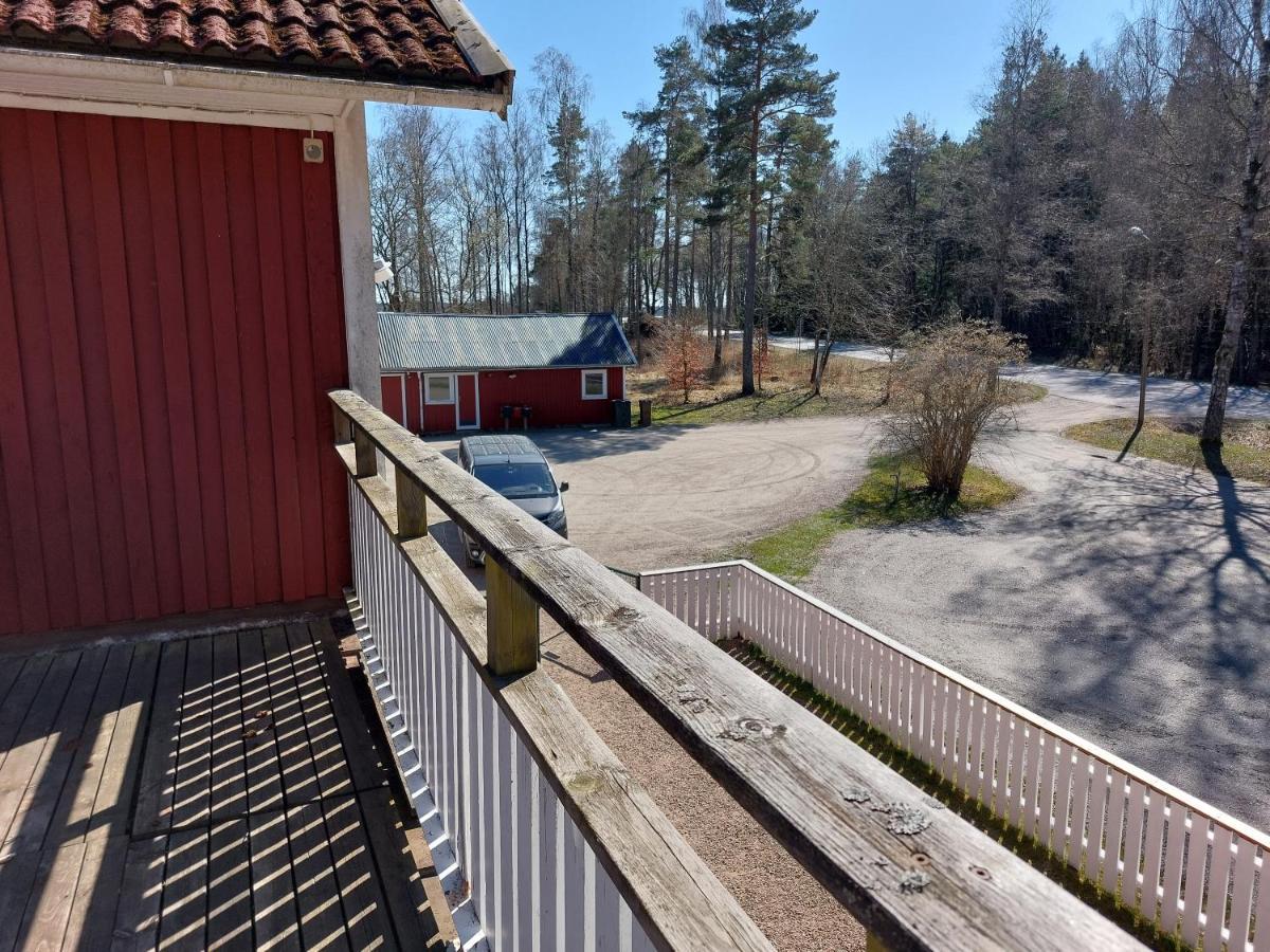 Flora Dekor Gaestgard, Lenagarden Guest House Alingsås Екстериор снимка