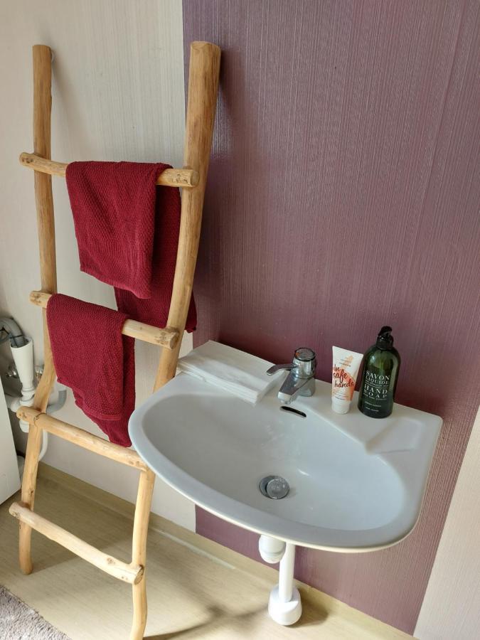 Flora Dekor Gaestgard, Lenagarden Guest House Alingsås Екстериор снимка