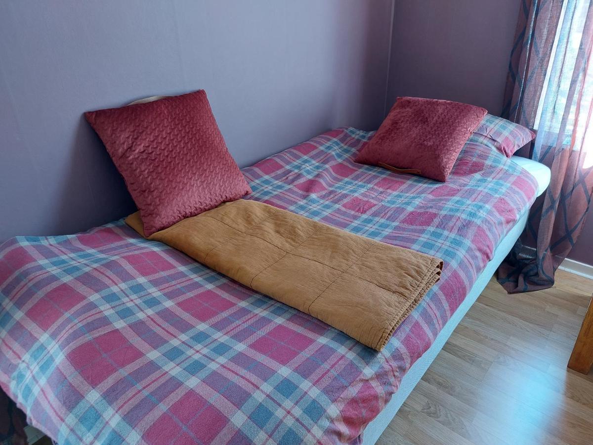 Flora Dekor Gaestgard, Lenagarden Guest House Alingsås Екстериор снимка