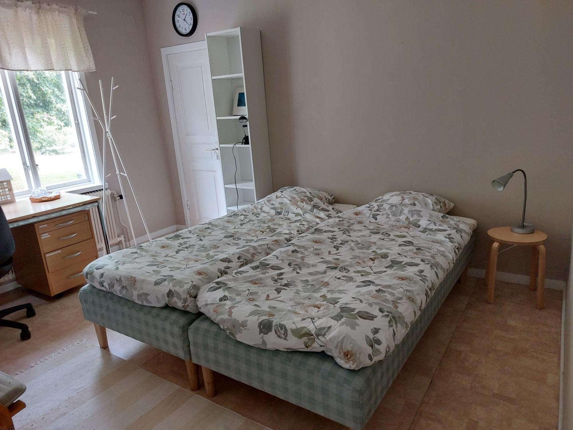 Flora Dekor Gaestgard, Lenagarden Guest House Alingsås Екстериор снимка