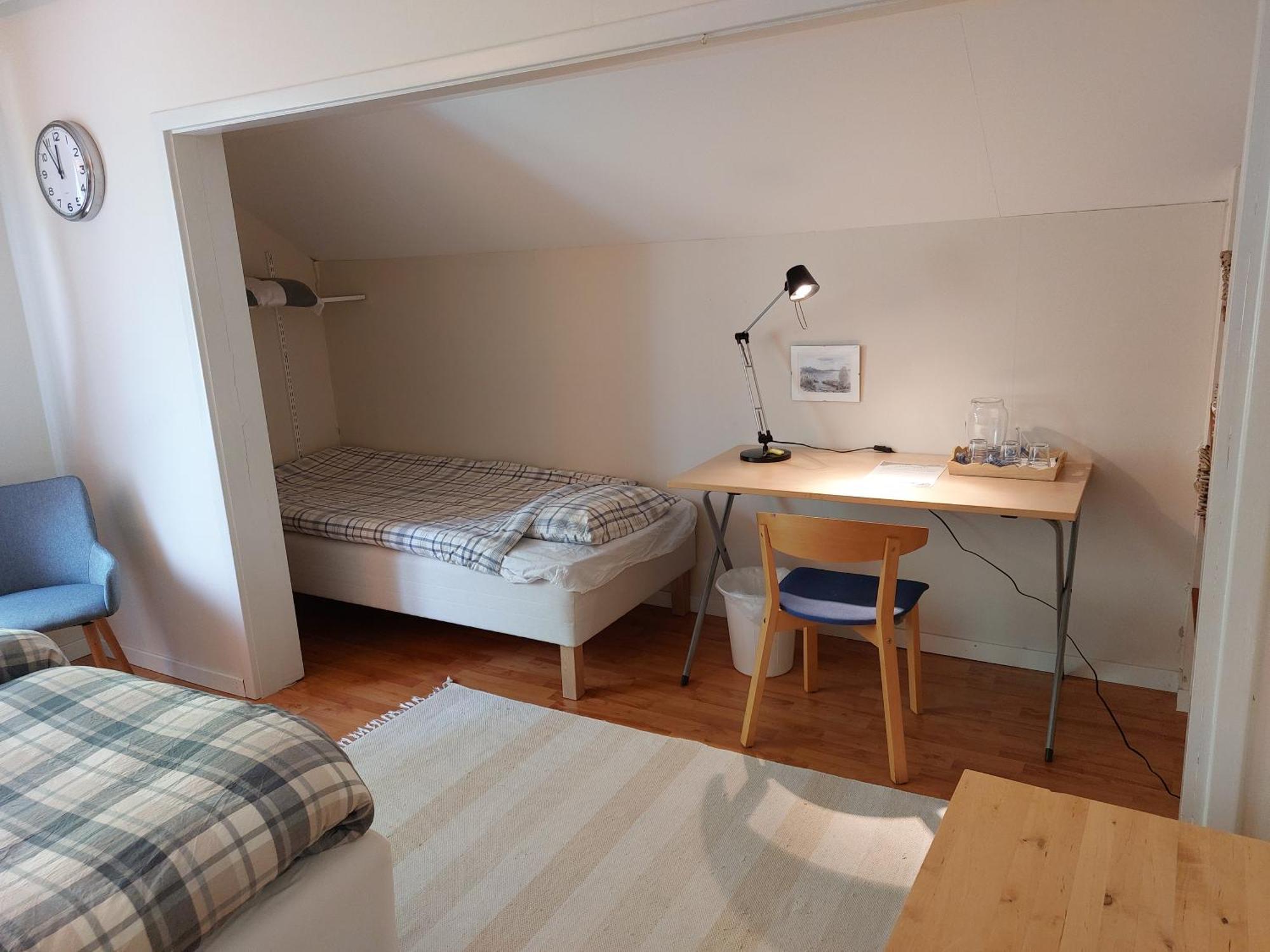 Flora Dekor Gaestgard, Lenagarden Guest House Alingsås Екстериор снимка