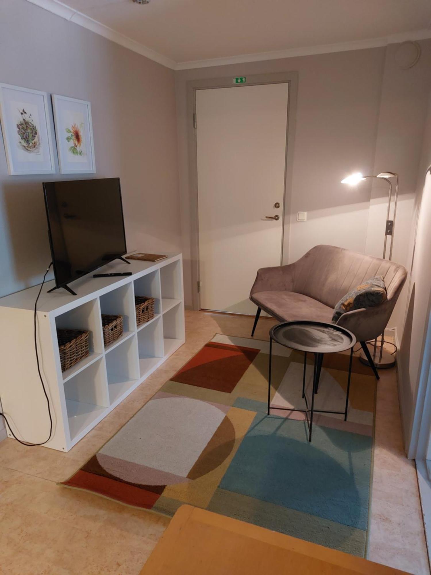 Flora Dekor Gaestgard, Lenagarden Guest House Alingsås Екстериор снимка